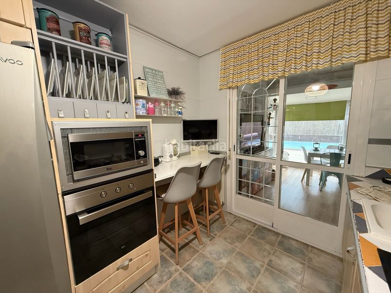 Foto c853af4f-6718-4c90-8f2f-0f1e1c9b7a0e. Xalet amb xemeneia calefacció aparcament piscina a Chiloeches