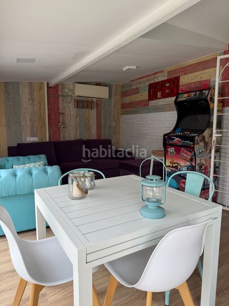 Foto f38cdb66-075b-4440-b114-edcd00a10bb0. Xalet amb xemeneia calefacció aparcament piscina a Chiloeches