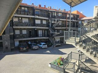 Etagenwohnung  Calle ciudad real. Piso en torres de la alameda con plaza de garaje y gran trastero