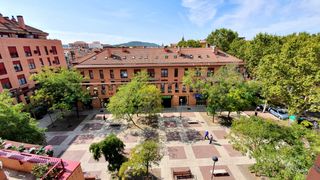 Zweistöckige Wohnung in Plaza de España