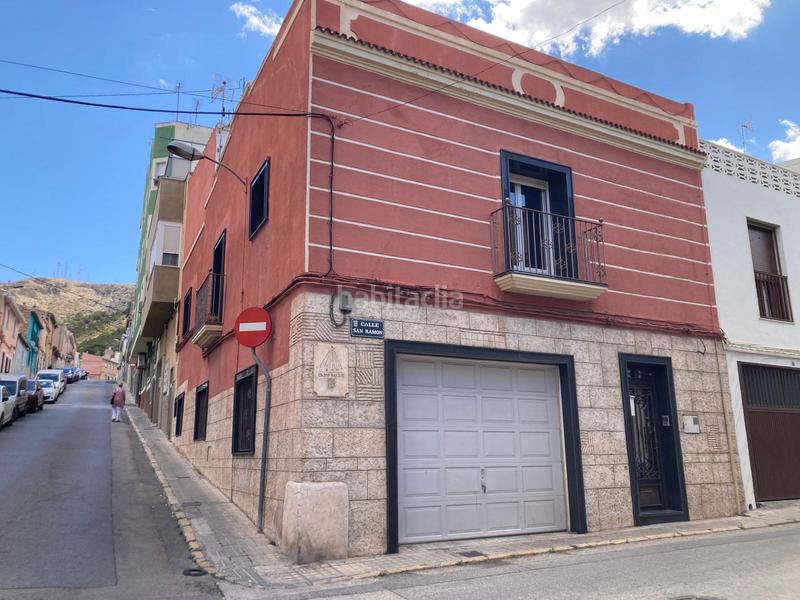 Foto 76f351ee-57e6-4899-ab4b-a739c42bd3f2. Casa amb xemeneia calefacció aparcament a El Rabal Villena