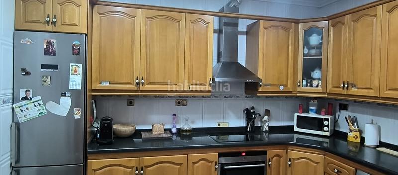 Foto 9d813a90-e834-4b2c-91f8-44dd4ca4a748. Casa amb xemeneia calefacció aparcament a El Rabal Villena