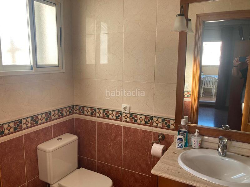 Foto 3549ebaf-8e7d-471e-9beb-b66d58f11de8. Reihenhaus mit kamin heizung parking in Las Cruces Villena