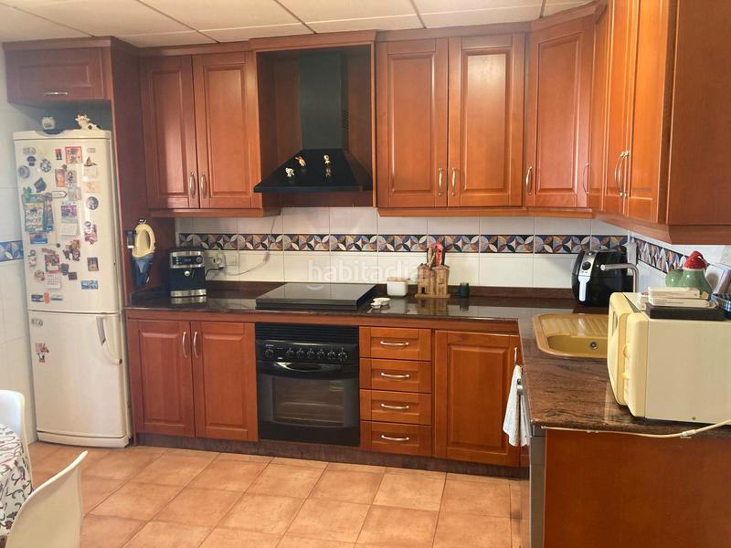 Foto cec5d4dc-3635-4d03-9750-811e6a913c24. Reihenhaus mit kamin heizung parking in Las Cruces Villena