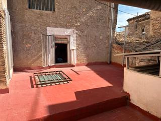 Maison à El Rabal. Casa en venta en villena