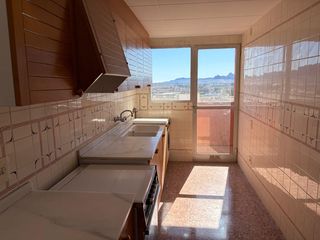 Appartement à Maestro Carrascosa - Banda de Música. Piso en venta en zona corredera