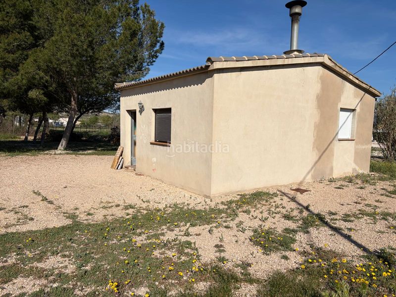 Foto 83f6a2b2-b125-4132-accd-031289f6a350. Casa amb xemeneia a Las Virtudes Villena
