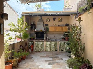 Pis a El Carril - Paseo de Chapi. Vivienda con encanto y expectacular terraza privada en pleno cen