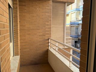 Piso en El Mercado - Plaza de Toros. Piso en venta en zona mercado de villena