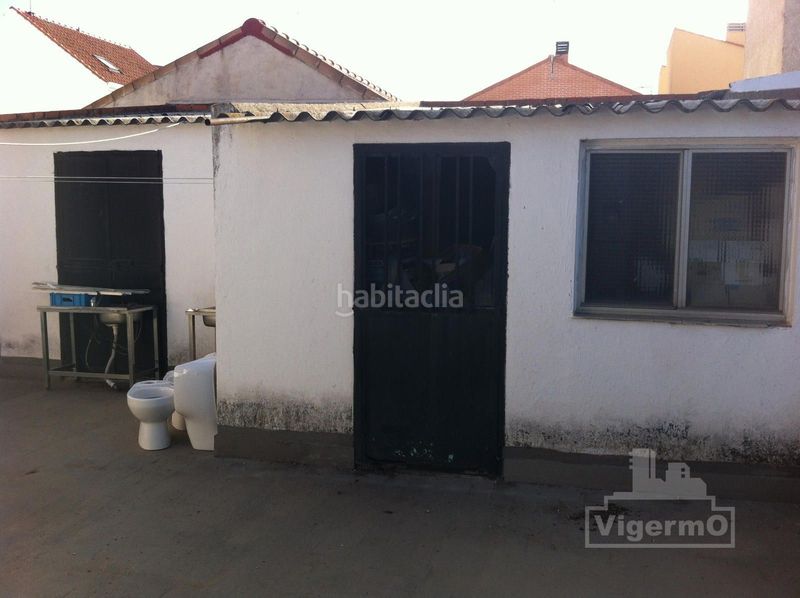 Foto c94a8a35-701f-46b3-bd72-092b9bd93358. Edificio en Centro Torrejón de Ardoz