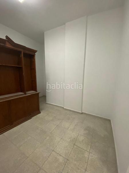 Foto c507d9eb-eda2-4fbc-bc24-d099d486508e. Local comercial  font verda en Centre Granollers