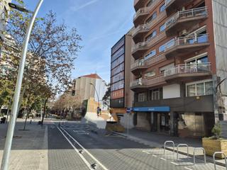 Posto auto in Collblanc. Plaza de pàrking en venta en zona de collblancavda madrid l, hos