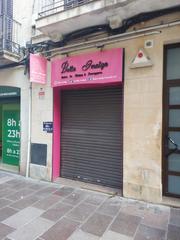 Affitto Locale commerciale  Carrer ferrers dels. Local alquiler, en zona peatonal de vilafranca
