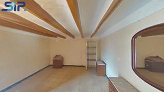 Casa adossada a Banyeres del Penedès. Casa con terreno en venta en banyeres del penedès