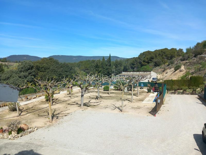 Foto cc0742e0-b0e7-4751-9f16-13df7413a0bc. Casa amb calefacció aparcament a Font-rubí