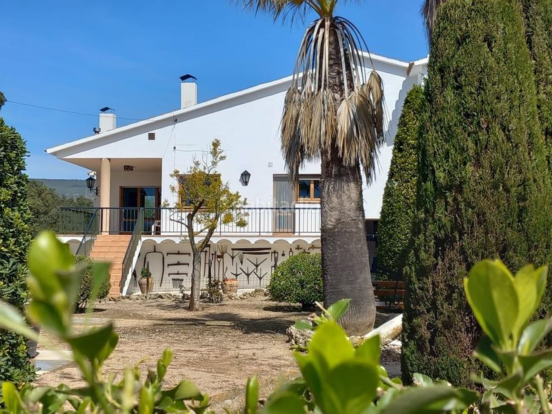 Foto fca40490-5635-4a37-a6b0-f164c1f1ddfb. Casa amb calefacció aparcament a Font-rubí