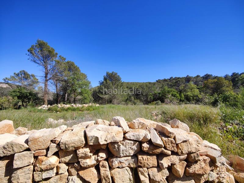 Foto a331830a-bc4f-456e-a3f7-1586972bb598. Terreno residenziale in Font-rubí