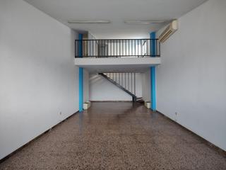 Location Bureau à Centre Vila. Se alquila oficina tipo dúplex en el centre vila