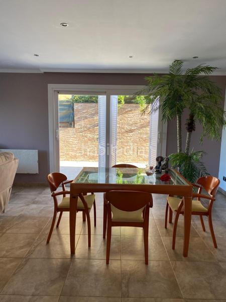 Foto a70a2f16-d10b-4e18-9a95-1d22548d5528. Casa chalet en venta en olerdola en Olèrdola