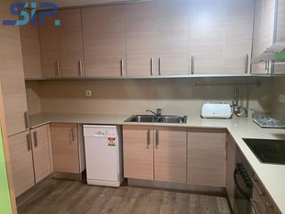Pis  Calle mestre josep recasens. Piso en venta al poble nou