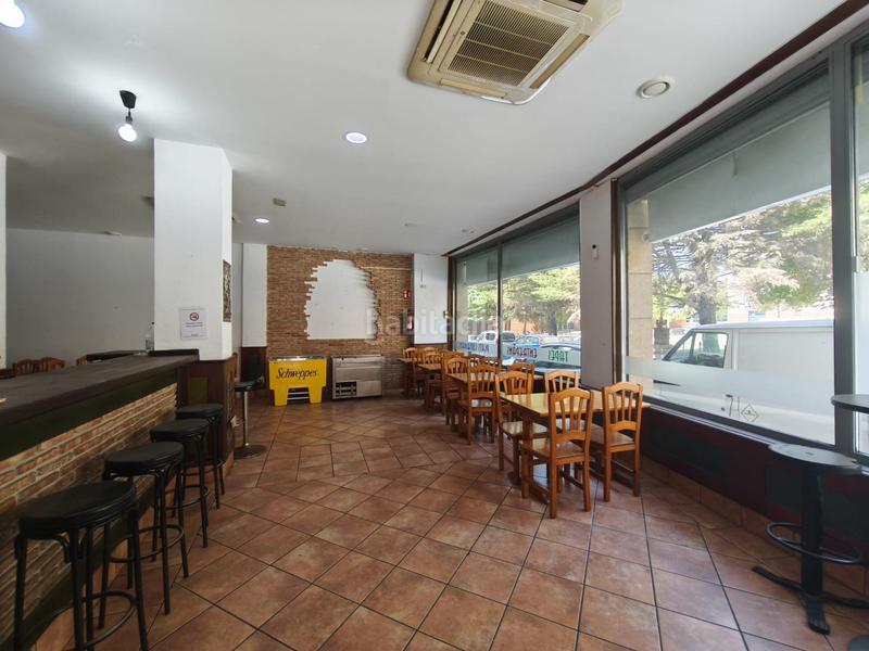 Foto 107536a1-0b42-42e1-b5bf-aa53386f3e59. Local comercial oportunidad única en Les Clotes! local esquinero con gran visibilidad y posibilidad de terraza en Vilafranca del Penedès