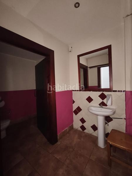 Foto 7d61c482-c32e-492e-bd1f-b56f150e11a8. Local comercial oportunidad única en Les Clotes! local esquinero con gran visibilidad y posibilidad de terraza en Vilafranca del Penedès