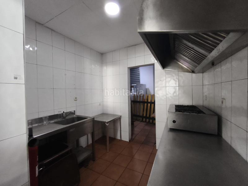 Foto 8e4773e7-ee77-4d97-92bf-2ba7c8d5e19f. Local comercial oportunidad única en Les Clotes! local esquinero con gran visibilidad y posibilidad de terraza en Vilafranca del Penedès