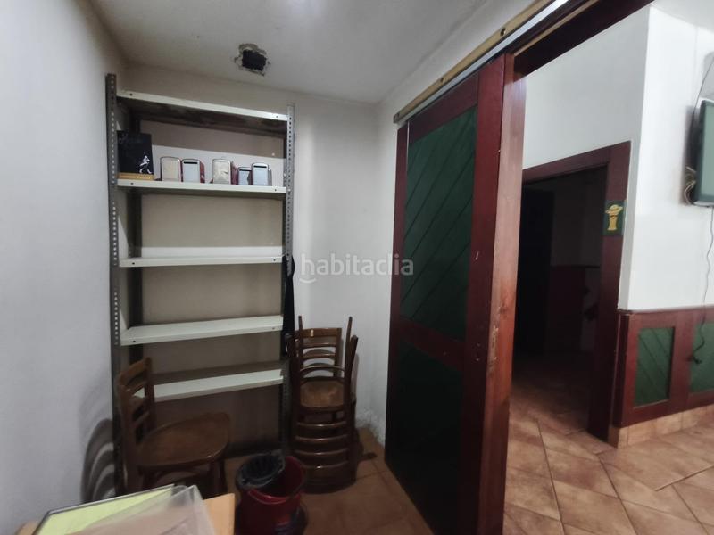 Foto c8459ae2-75bc-4a98-90ee-8859ecf6f0c5. Local comercial oportunidad única en Les Clotes! local esquinero con gran visibilidad y posibilidad de terraza en Vilafranca del Penedès