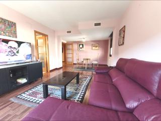 Location Appartement à La Girada. Piso en la girada, en perfecto estado solicitud informacion y vi