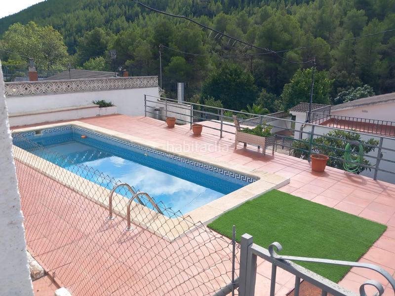 Foto da4e9c59-e2c9-4af6-9686-51af05fbe561. Casa con parcheggio piscina in Torrelles de Foix