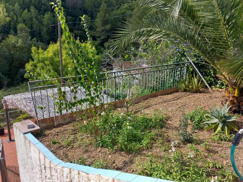 Foto fe4a5d51-7f40-49f7-a984-393f9e9ccea9. Casa con parcheggio piscina in Torrelles de Foix