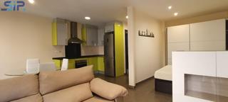 Miete Etagenwohnung in Centre Vila. Loft de alquiler en el centro de vilafranca  solicitud informaci