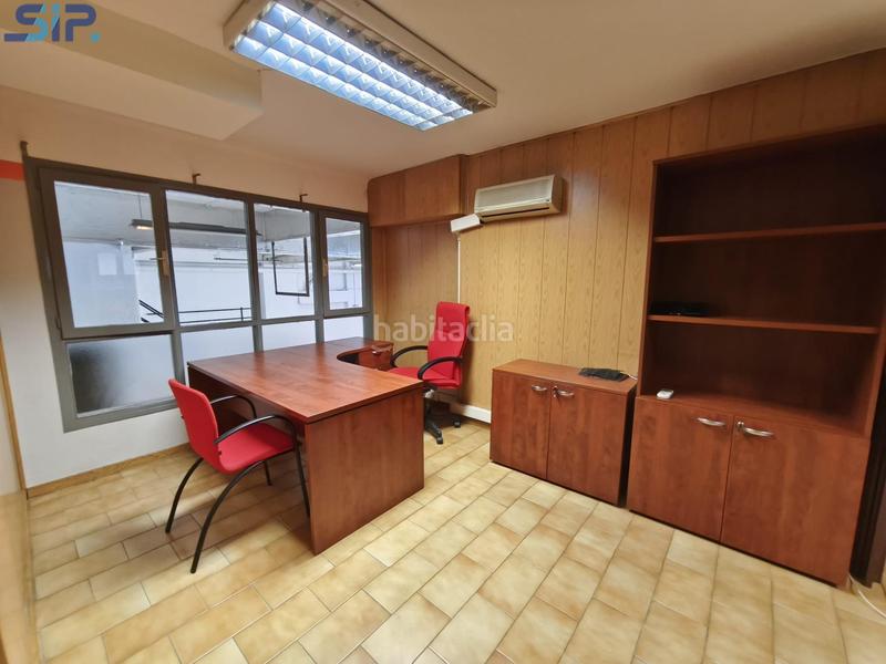 Foto f9ebacb4-a226-45ce-aac5-d7d6b78dfba5. Location local commercial dans Poble Nou Vilafranca del Penedès