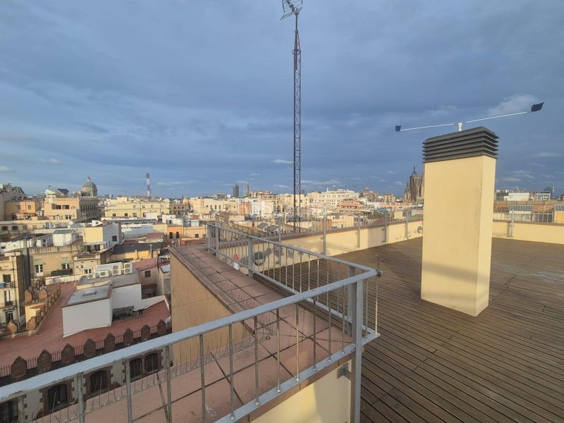 Foto c25e0349-afa3-4c8d-b54b-654aa4fd39f3. Pis amb calefacció piscina a Gòtic Barcelona