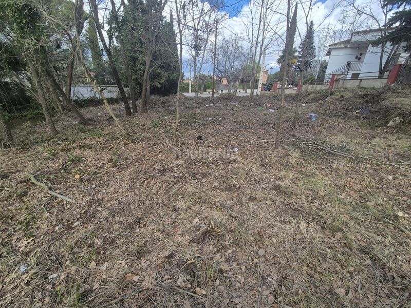 Foto 7398e085-7e32-4bd4-ad90-50e5c79d9a60. Terreno residencial en plaza de les parquinsonies 14 2 parcelas terreno en aiguamurcia urb manantials tarragona en Aiguamúrcia