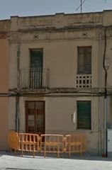 Haus in La Ràpita. Casa para rehabilitar de dos plantas más patio en la ràpita.