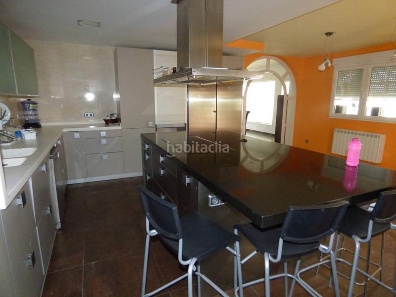 Foto dbae05af-4453-426a-823b-8eb67e499105. Chalet  individual en venta en Valdeaveruelo