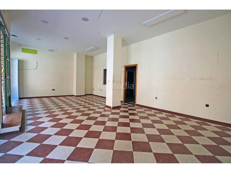 Foto c2f4522a-6bbf-41f6-82c2-4eab52ea94f5. Rent business premise in San Roque-Concordia-Adoratrices Guadalajara