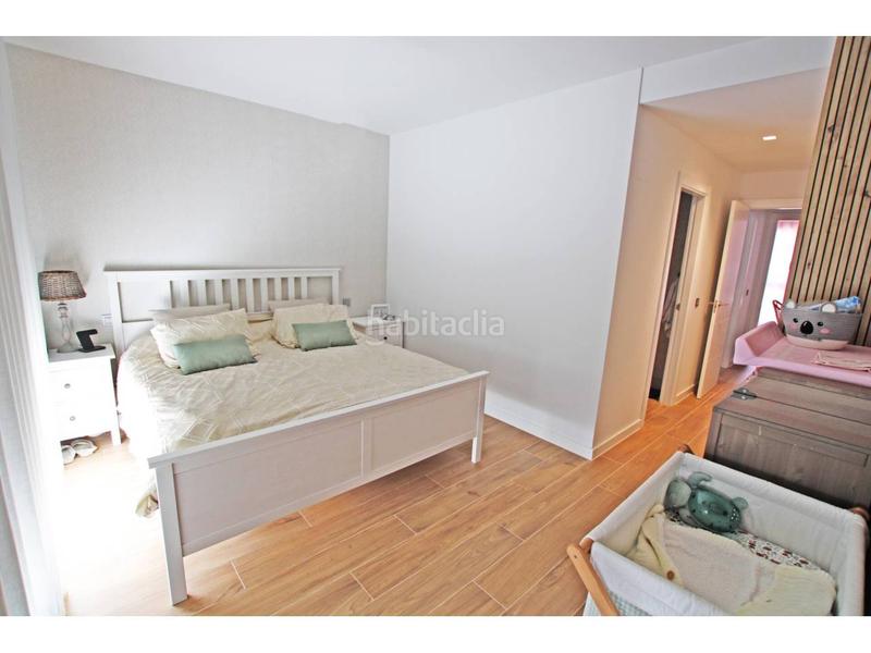 Foto a59c0003-f28c-4a65-8888-d06909c392b8. Casa aparellada amb calefacció aparcament piscina a Guadalajara