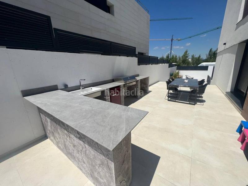 Foto c96562ec-6247-47ec-93a7-0c9a980694bb. Casa aparellada amb calefacció aparcament piscina a Guadalajara