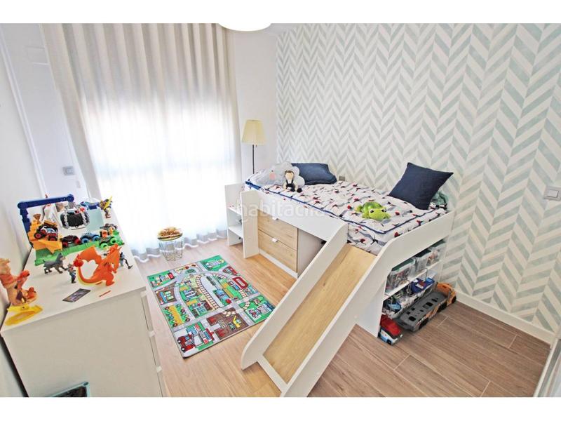 Foto fe32d5ed-f4db-4e88-b01f-440505049f21. Casa aparellada amb calefacció aparcament piscina a Guadalajara