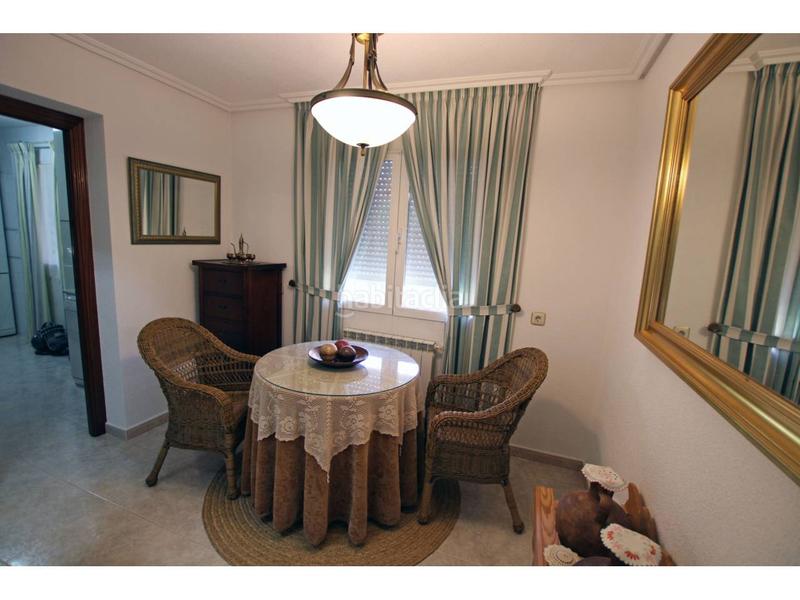 Foto a353346b-8aab-4249-b90e-0bc55e0fcb54. Chalet  en venta en Cabanillas del Campo