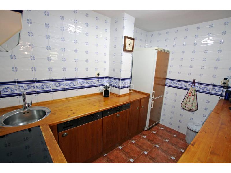 Foto bcf5079b-e595-44af-897d-99b966d23c96. Chalet  en venta en Cabanillas del Campo