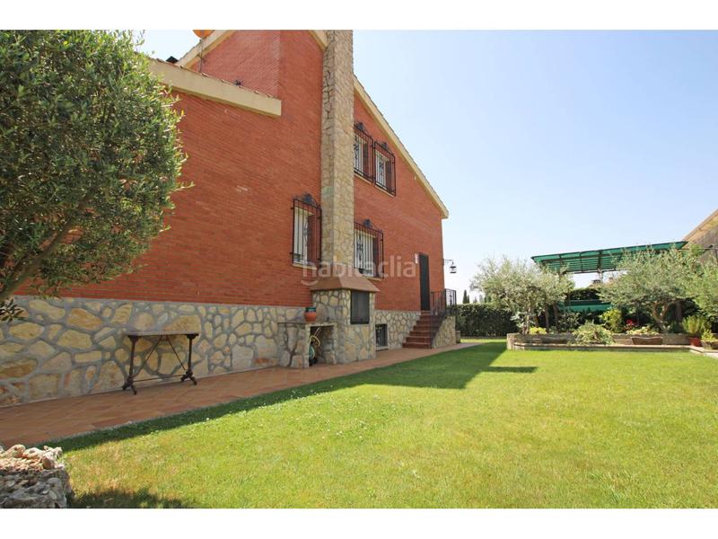 Foto bdecd077-6f88-445a-a1f9-32a278ef98de. Chalet  en venta en Cabanillas del Campo