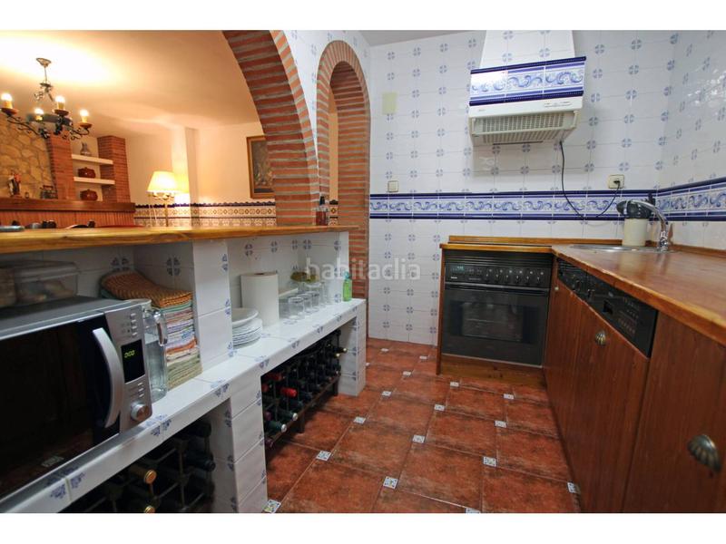 Foto e4fce1d2-1f40-4f19-a4b7-6bfc0354cd1b. Chalet  en venta en Cabanillas del Campo