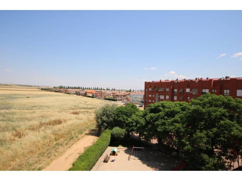 Foto d80d8c29-68f1-4b83-b382-5f38c6b65010. Piso en camino de quer 4 piso en venta en Centro - Barrio las Doscientas Azuqueca de Henares