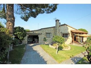 Chalet à Torrejón del Rey. Chalet en venta en torrejón del rey