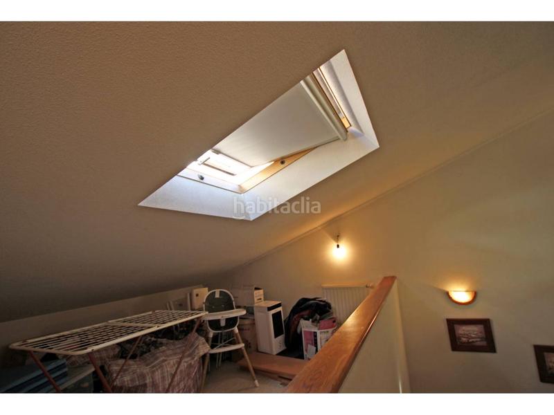 Foto 5729dbb8-b113-4b18-9d23-17327b3b5b3d. Chalet avec chauffage dans Bulevar-Plaza Castilla Azuqueca de Henares