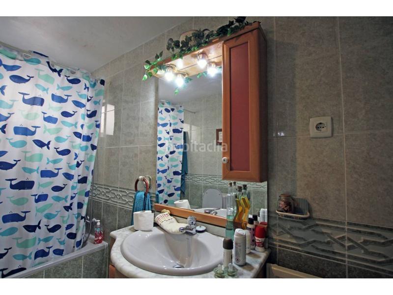 Foto 7f926046-570e-4789-bebf-0e016925de23. Chalet avec chauffage dans Bulevar-Plaza Castilla Azuqueca de Henares