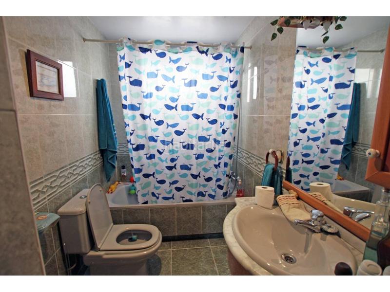 Foto e9d5ec4a-4fab-48b8-86fd-4814c808089e. Chalet avec chauffage dans Bulevar-Plaza Castilla Azuqueca de Henares